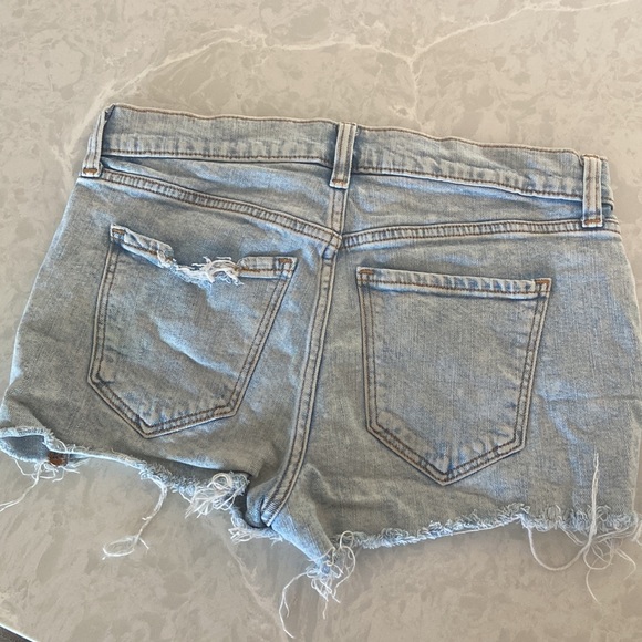 Old Navy Boyfriend jean shorts - Picture 2 of 4